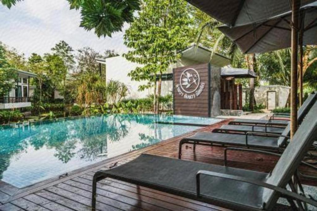 Lumphawa Amphawa Resort Samut Songkhram Bagian luar foto